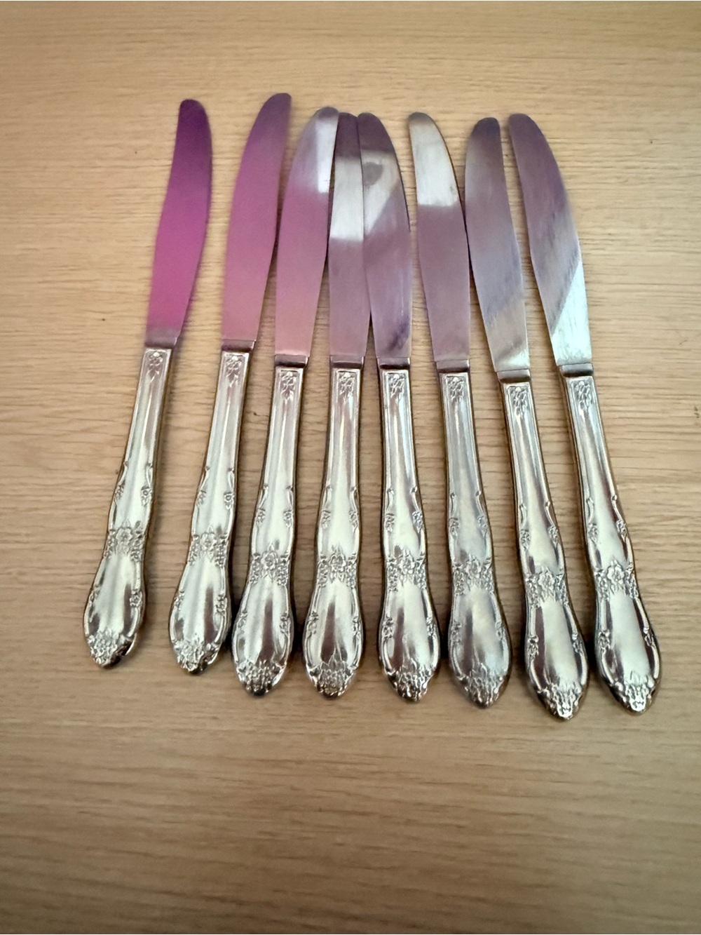 Silver-Tone Decorative Dinner Knife Set - 8 Pieces
